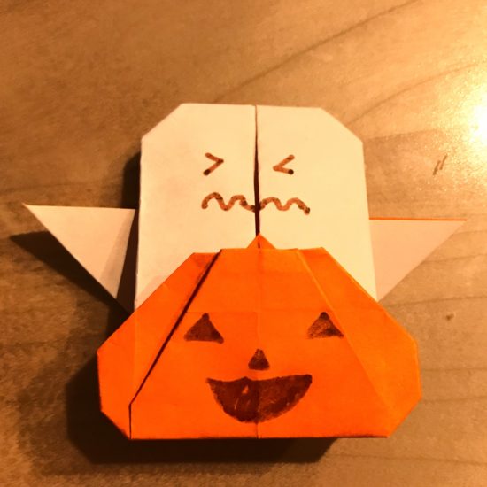 ハロウィンの飾りを手作り 折り紙の作り方と簡単工作を紹介 Definitely